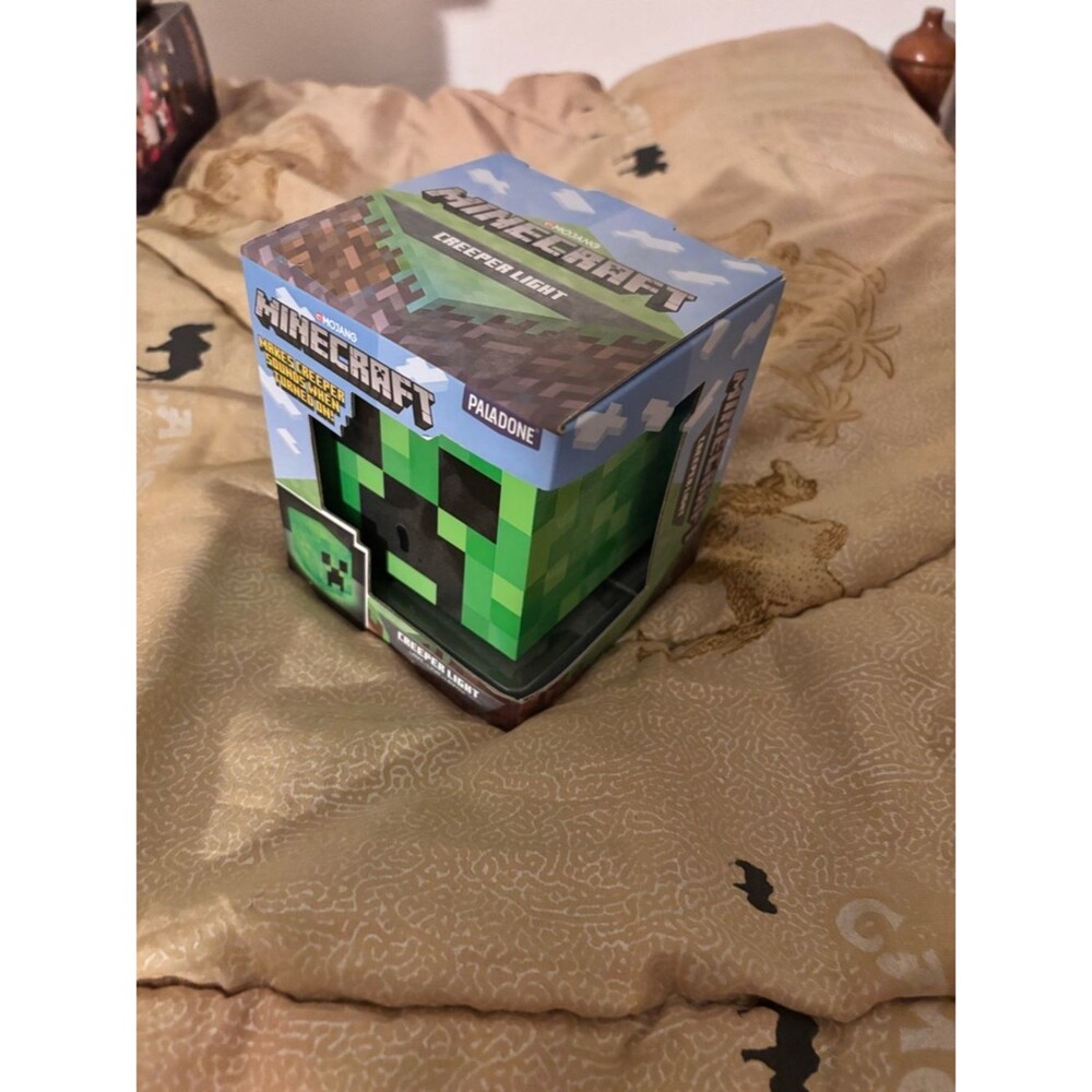 Minecraft: Creeper Light - Sealed and Unopened - New